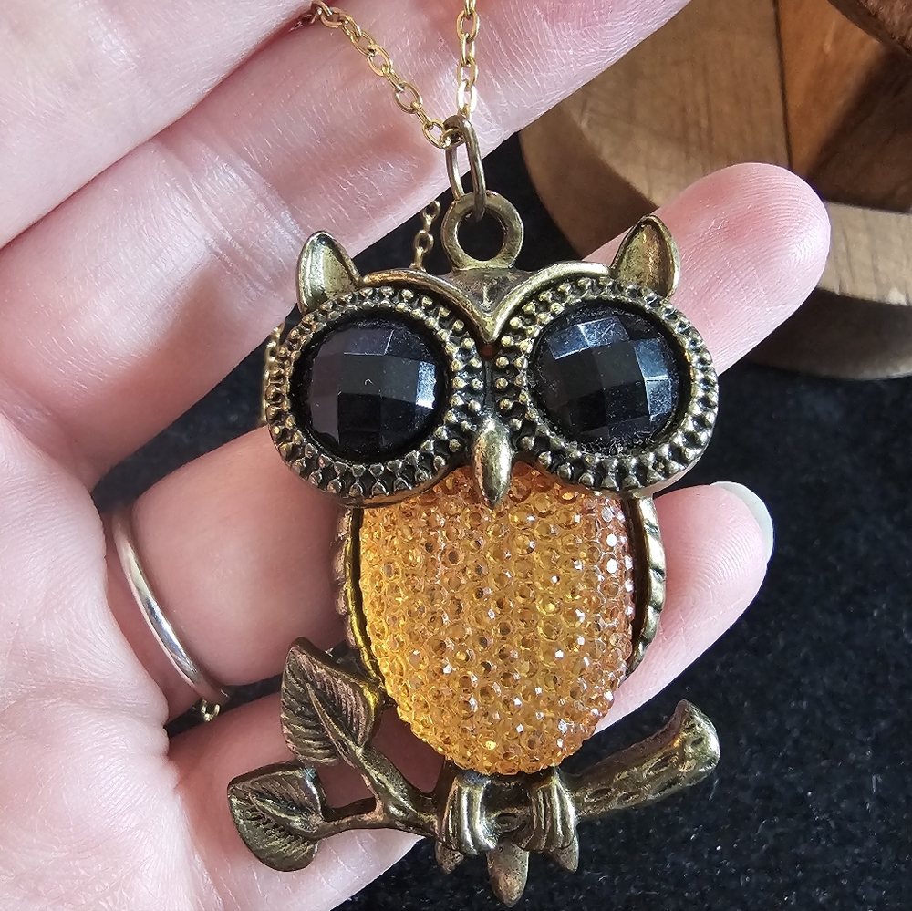 Vintage Necklace - Picture 3 of 5